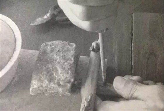 32