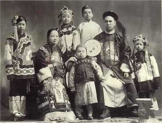 古代執扇畫像
