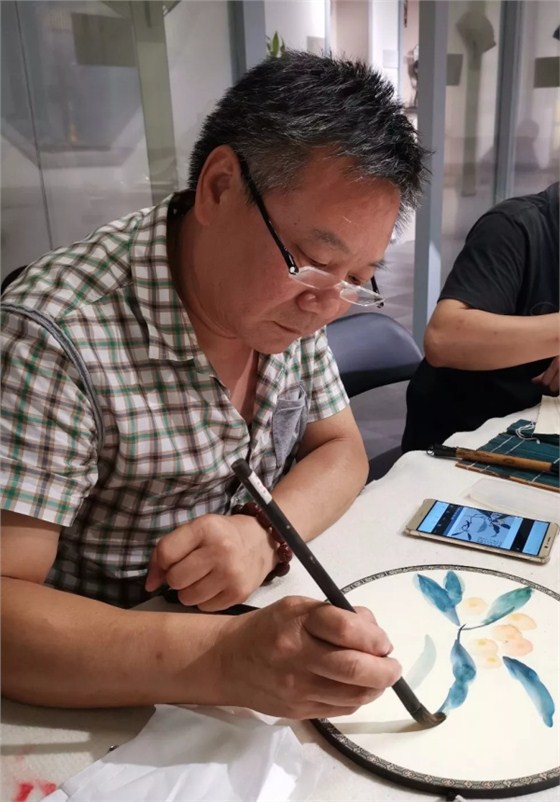 顧永明