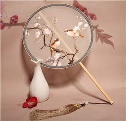 20cm直徑刺繡團扇