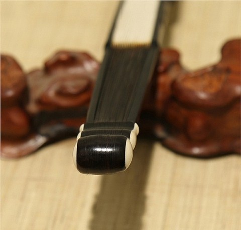 紫光檀浮雕工藝折扇