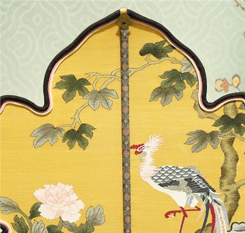 楓葉形緙絲團扇鳳梧牡丹