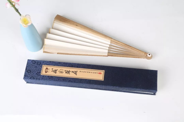 金絲楠木折扇